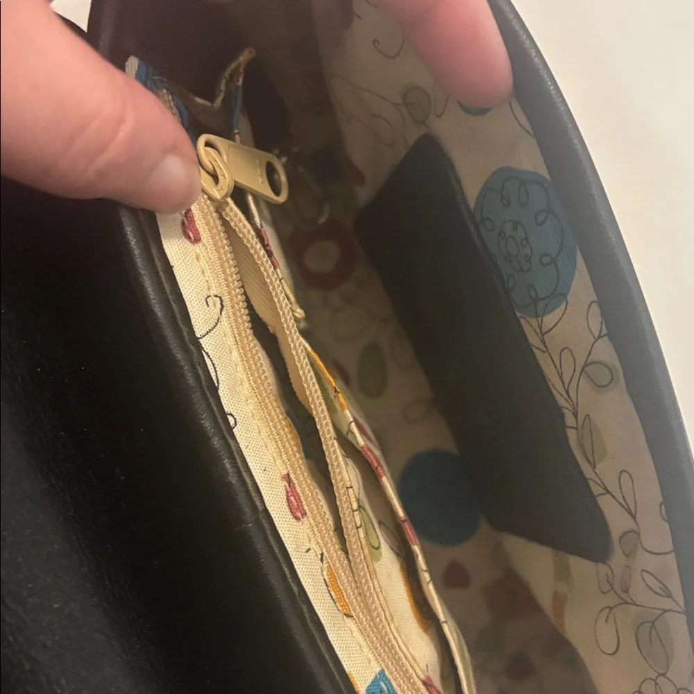 VTG Brighton Ladybug Appliqué Rattan Vegan Leather Crossbody Bag Cottagecore - Picture 7 of 15